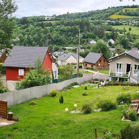 Villa Stunning 5-Bed House in La Bourboule Exterior foto