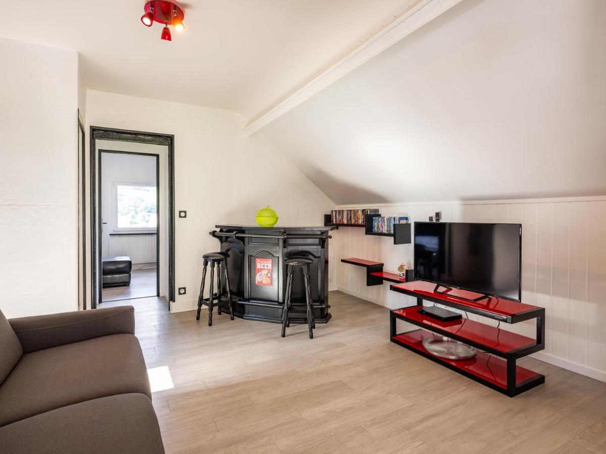 Villa Stunning 5-Bed House in La Bourboule Exterior foto